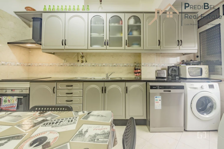 Apartamento T1 para Venda em Póvoa de Santa Iria e Forte da Casa Foto 2