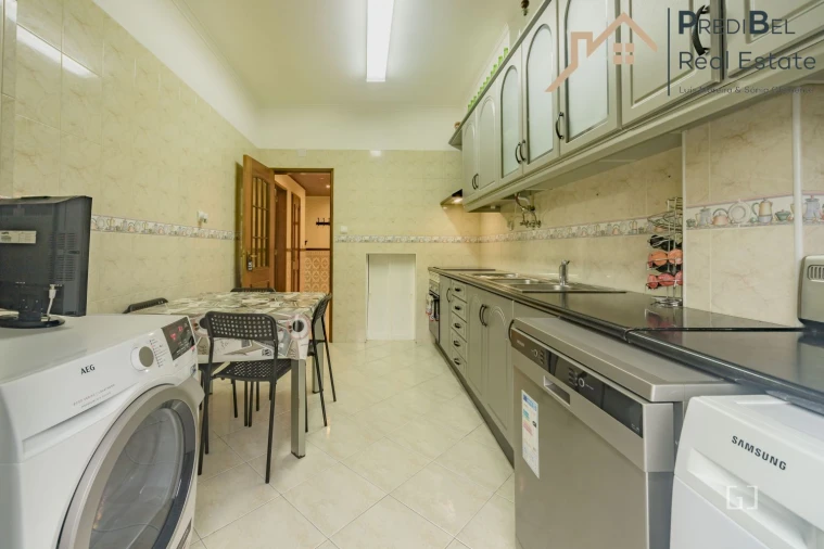 Apartamento T1 para Venda em Póvoa de Santa Iria e Forte da Casa Foto 4