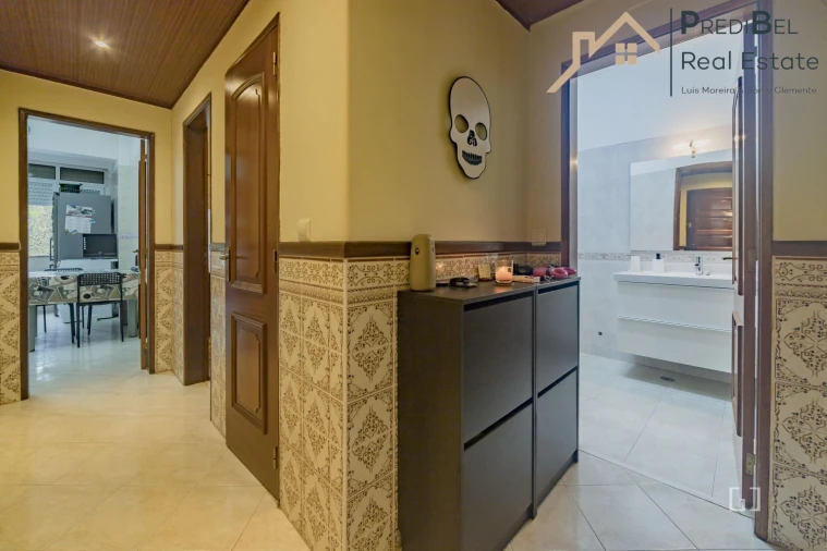 Apartamento T1 para Venda em Póvoa de Santa Iria e Forte da Casa Foto 10