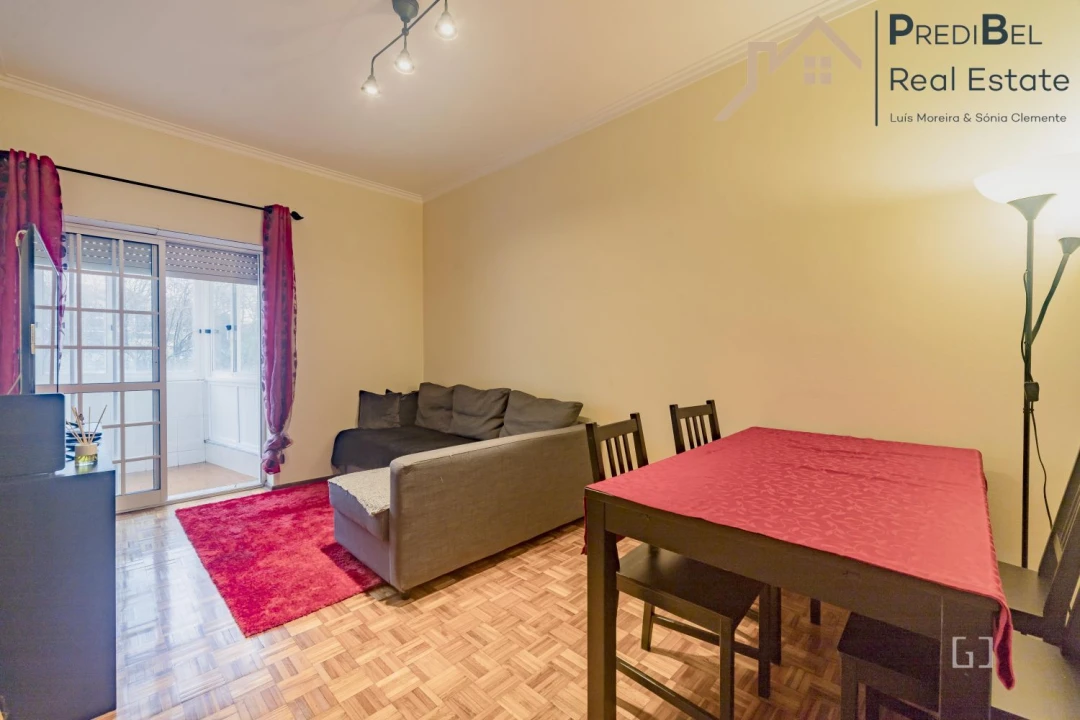 Apartamento T1 para Venda em Póvoa de Santa Iria e Forte da Casa Foto 6