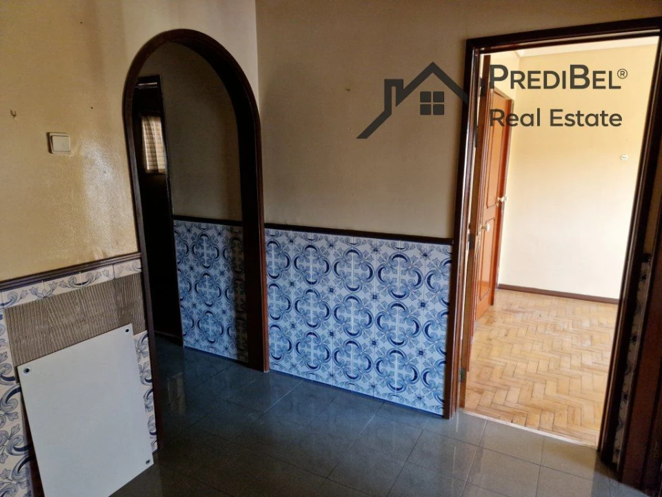 Apartamento T3 para Venda em Pontinha e Famões Foto 5