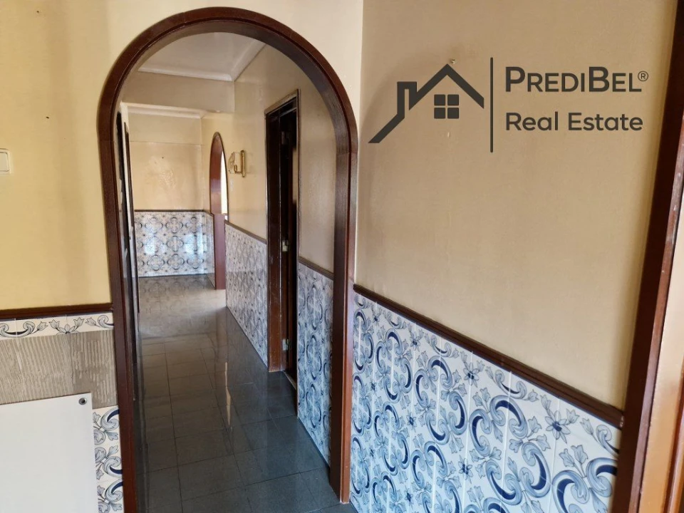 Apartamento T3 para Venda em Pontinha e Famões Foto 6