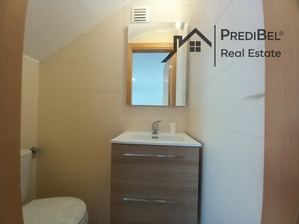 Moradia T3 para Venda em Carcavelos e Parede Foto 15