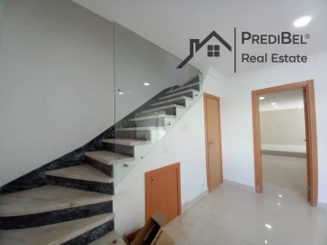 Moradia T3 para Venda em Carcavelos e Parede