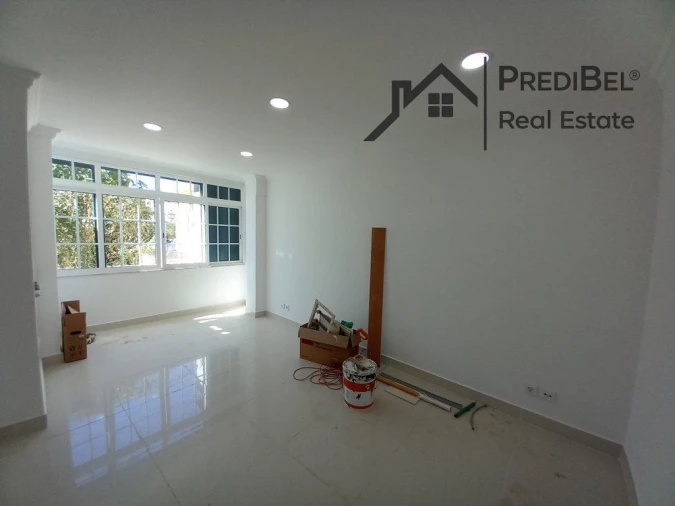 Moradia T3 para Venda em Carcavelos e Parede Foto 10