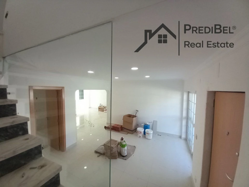 Moradia T3 para Venda em Carcavelos e Parede Foto 30