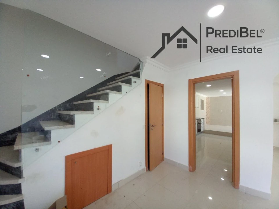 Moradia T3 para Venda em Carcavelos e Parede Foto 13