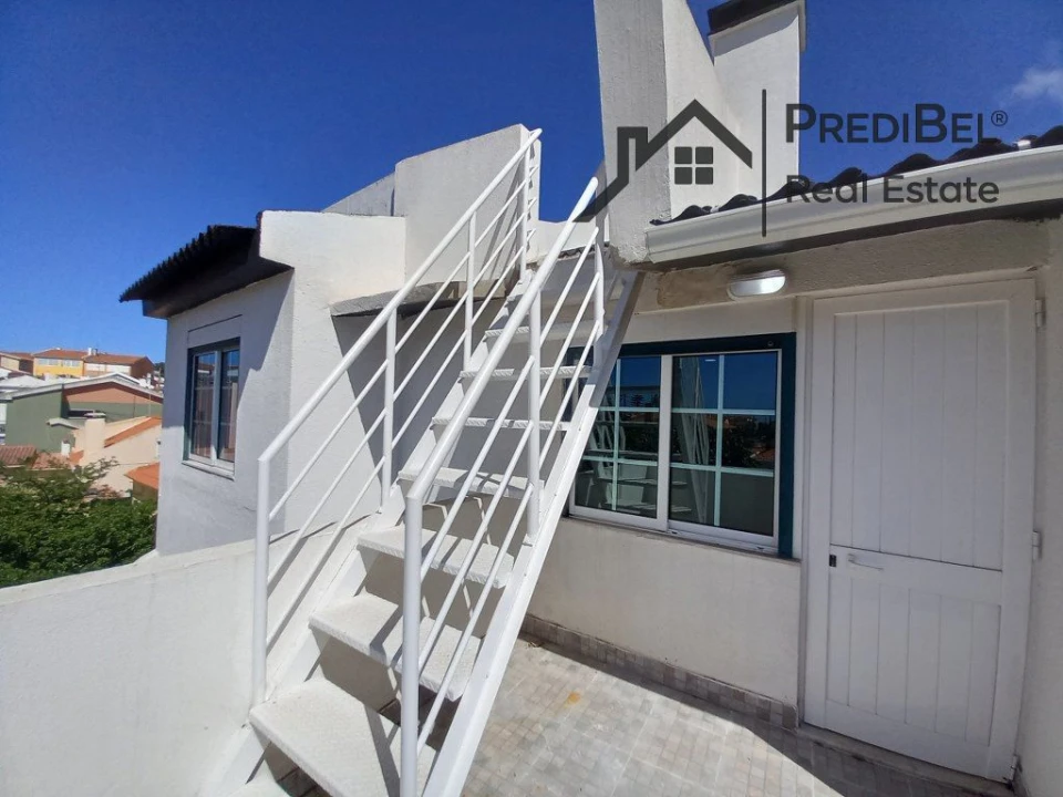 Moradia T3 para Venda em Carcavelos e Parede Foto 37
