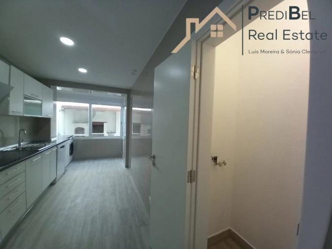 Apartamento T2 para Venda em Ericeira Foto 4