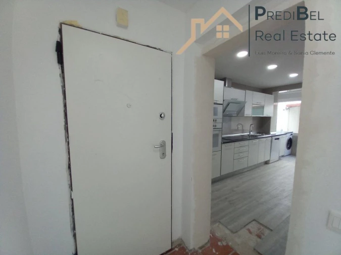 Apartamento T2 para Venda em Ericeira Foto 3
