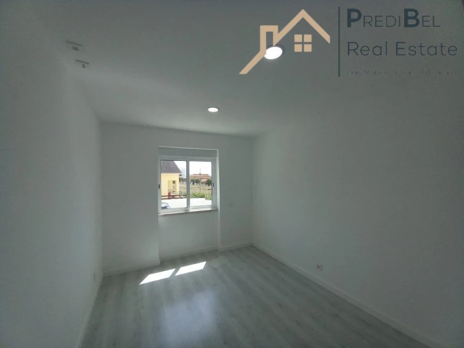 Apartamento T2 para Venda em Ericeira Foto 9