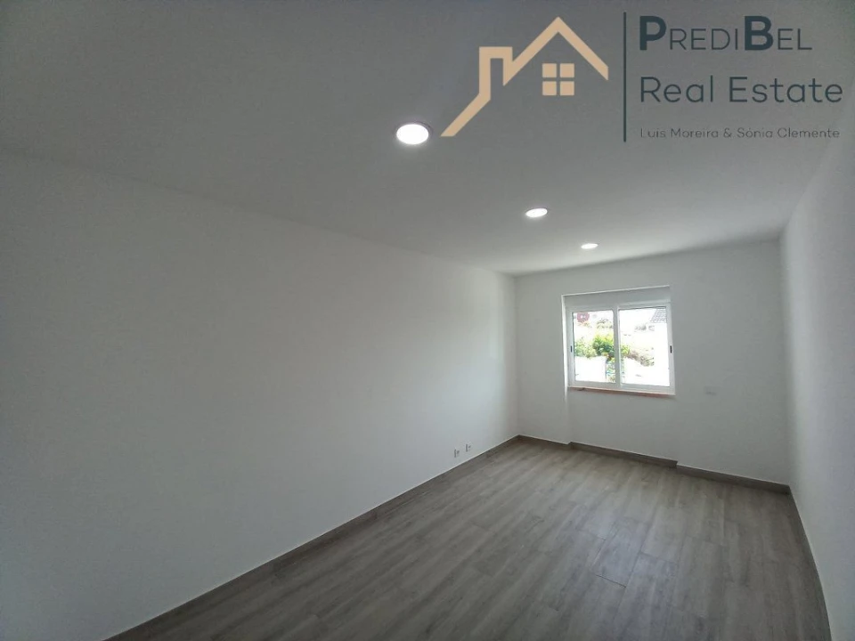 Apartamento T2 para Venda em Ericeira Foto 6