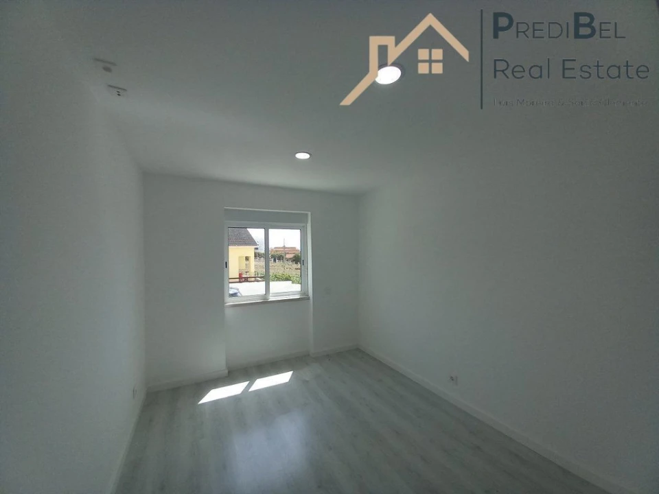 Apartamento T2 para Venda em Ericeira Foto 9