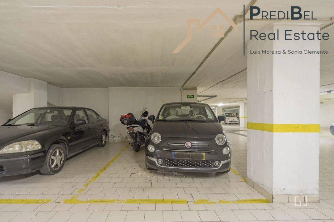 Apartamento T3 para Venda em Algueirão-Mem Martins Foto 23