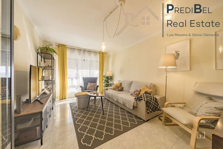 Apartamento T3 para Venda em Algueirão-Mem Martins Foto 4