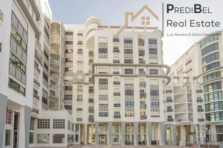 Apartamento T3 para Venda em Algueirão-Mem Martins Foto 24