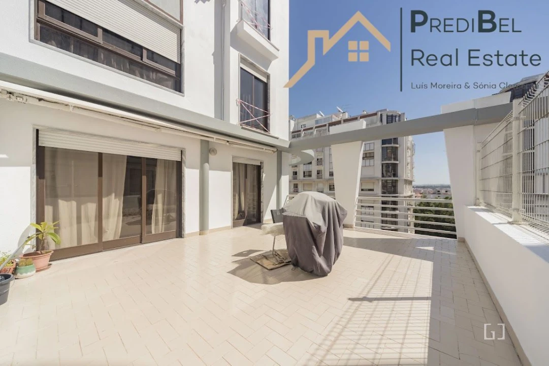 Apartamento T3 para Venda em Algueirão-Mem Martins Foto 21