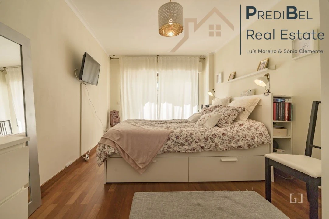 Apartamento T3 para Venda em Algueirão-Mem Martins Foto 12