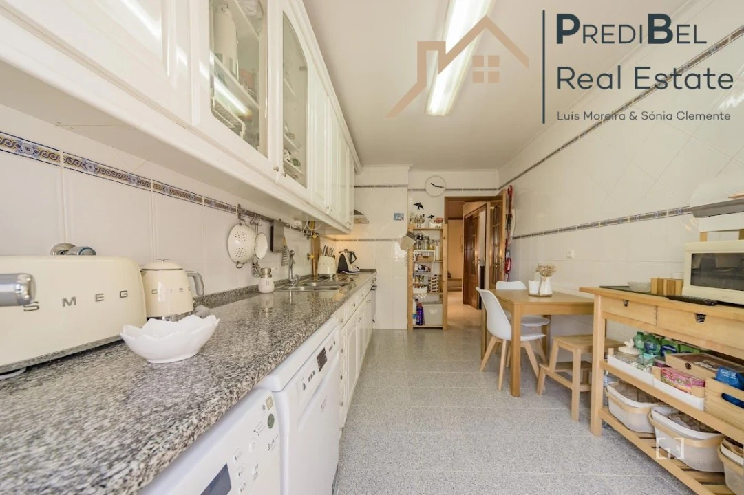 Apartamento T3 para Venda em Algueirão-Mem Martins Foto 8