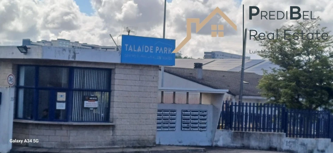 Loja para Venda em Rio de Mouro Foto 15
