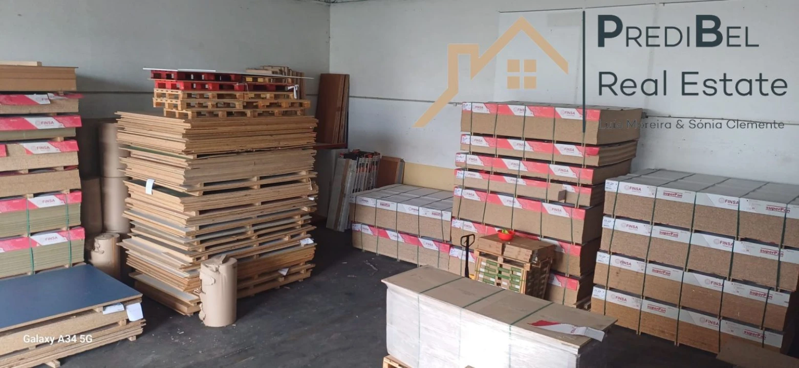 Loja para Venda em Rio de Mouro Foto 7