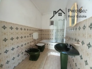 Moradia T2 para Venda em São Francisco