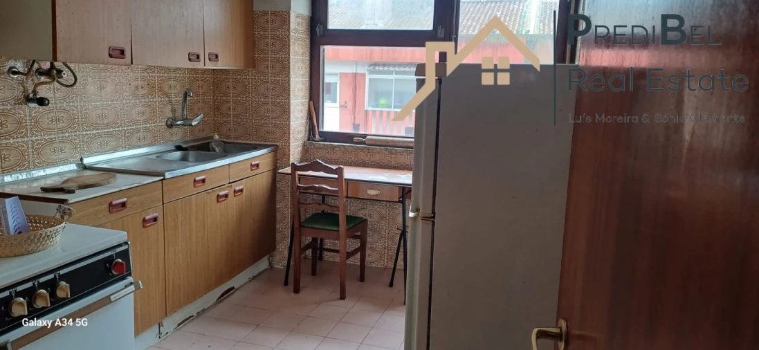 Apartamento T2 para Venda em Algueirão-Mem Martins Foto 9
