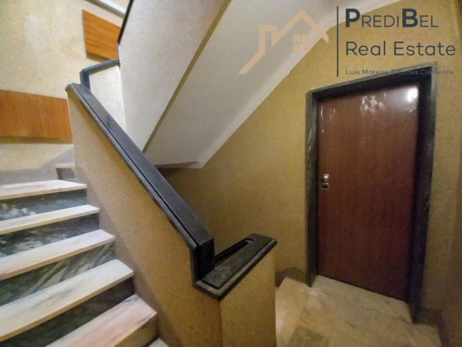 Apartamento T2 para Venda em Amora Foto 22