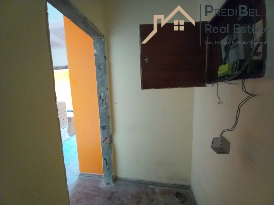 Apartamento T2 para Venda em Amora Foto 14