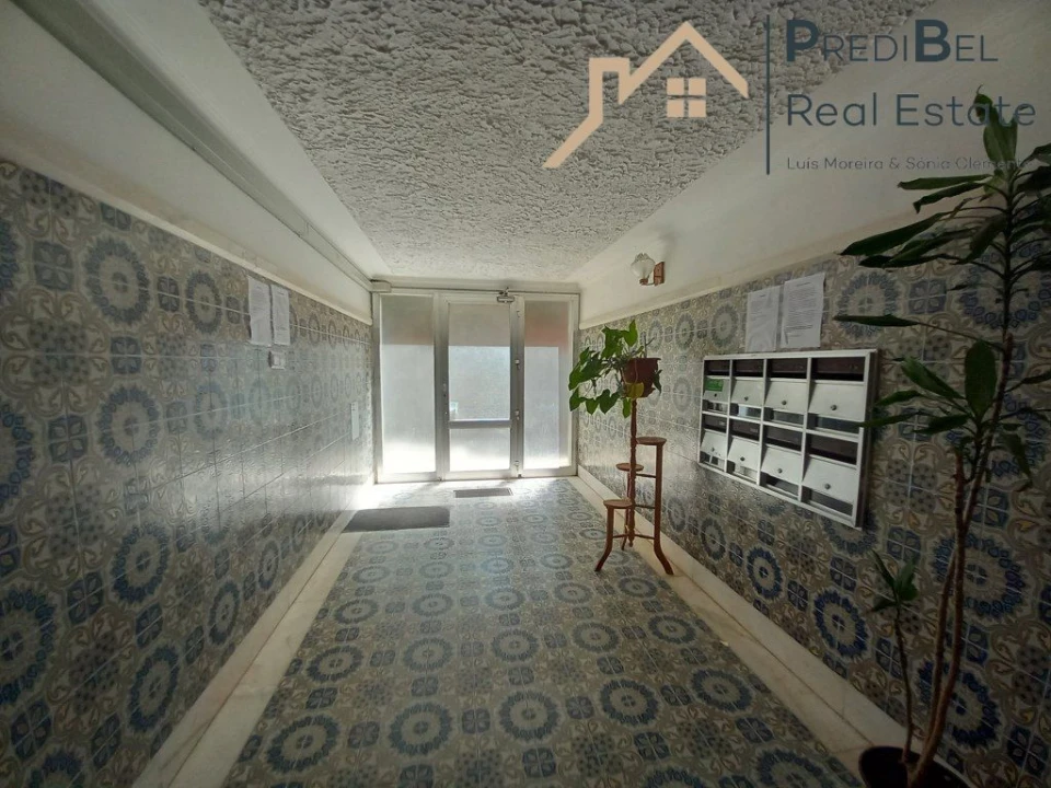 Apartamento T2 para Venda em Amora Foto 25