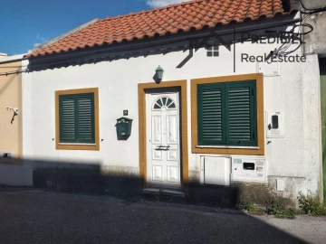 Moradia T1 para Venda em Seixal, Arrentela e Aldeia de Paio Pires