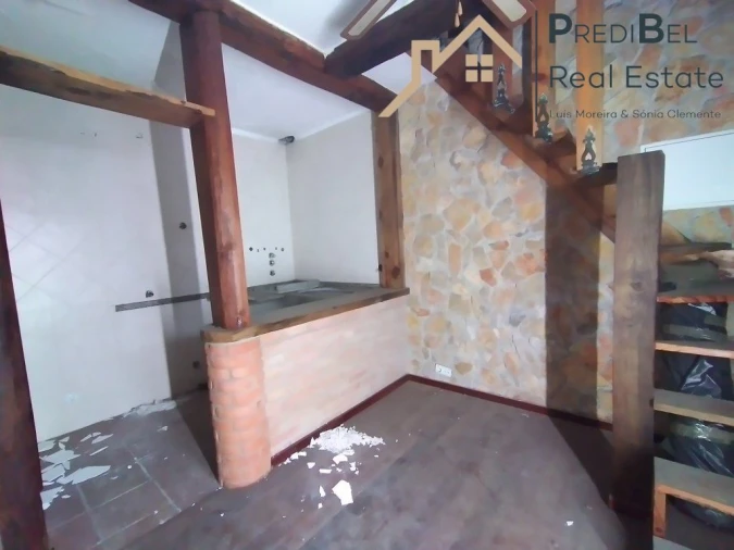 Moradia T1 para Venda em Seixal, Arrentela e Aldeia de Paio Pires Foto 9