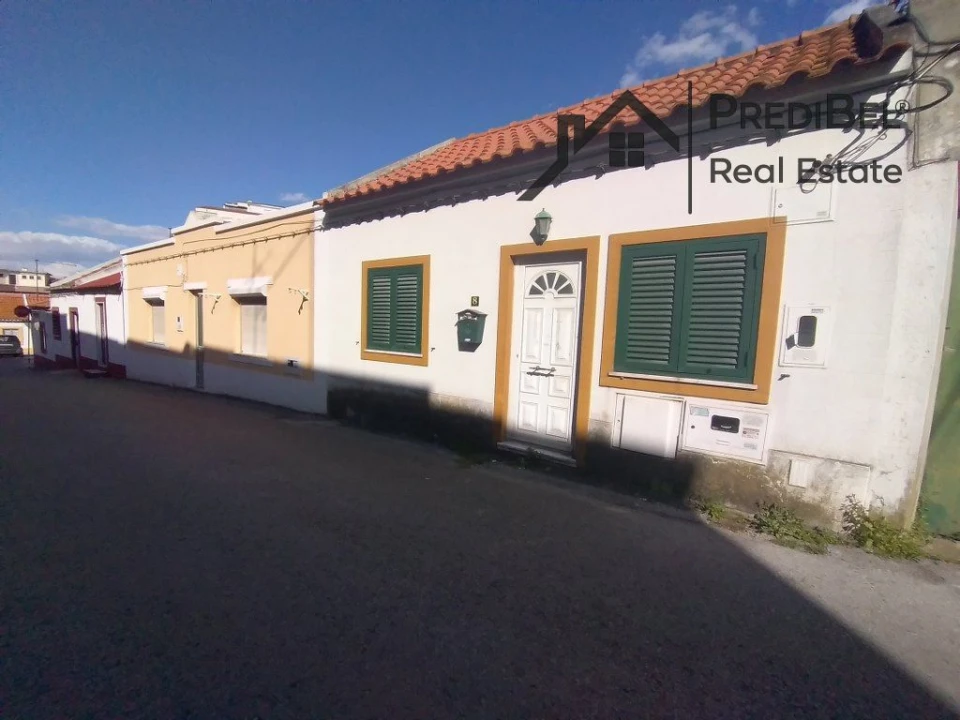 Moradia T1 para Venda em Seixal, Arrentela e Aldeia de Paio Pires Foto 2