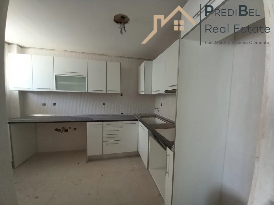 Apartamento T4 para Venda em Montijo e Afonsoeiro Foto 2