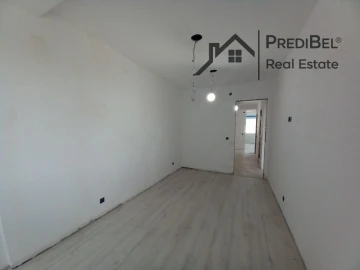 Apartamento T4 para Venda em Laranjeiro e Feijó