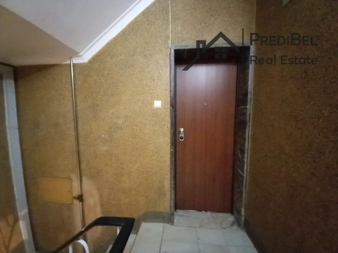 Apartamento T4 para Venda em Laranjeiro e Feijó Foto 11