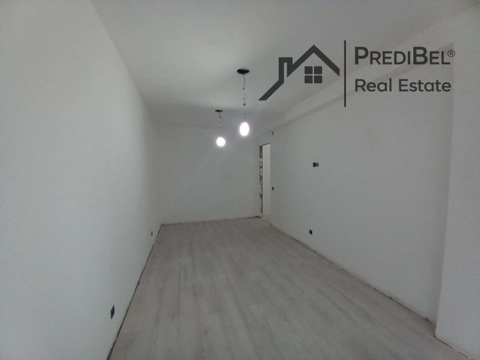 Apartamento T4 para Venda em Laranjeiro e Feijó Foto 4