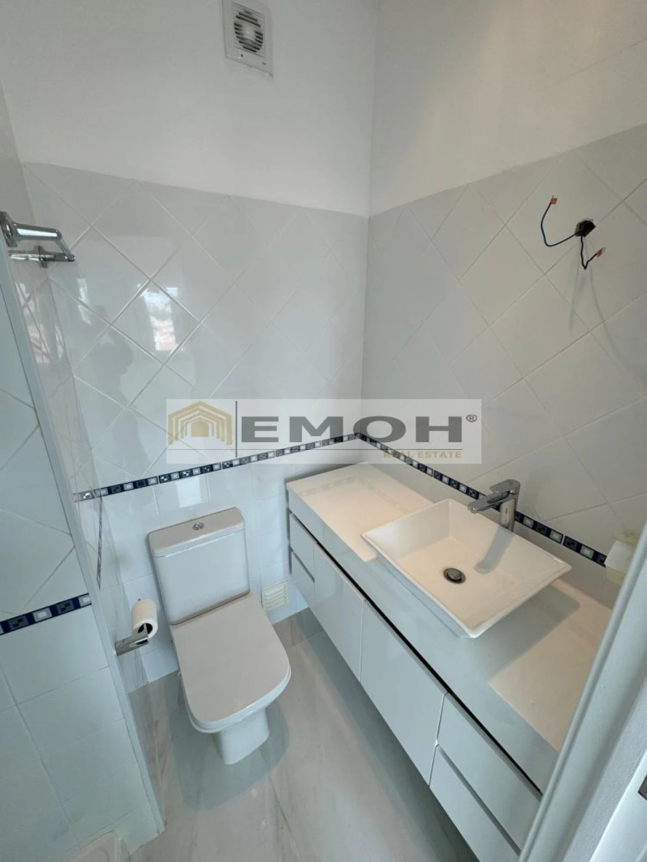 Apartamento T3 para Venda em Carcavelos e Parede Foto 14