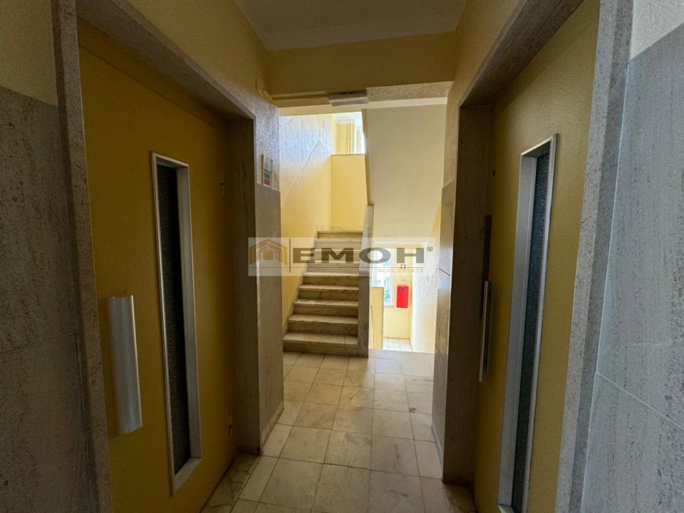 Apartamento T3 para Venda em Carcavelos e Parede Foto 25