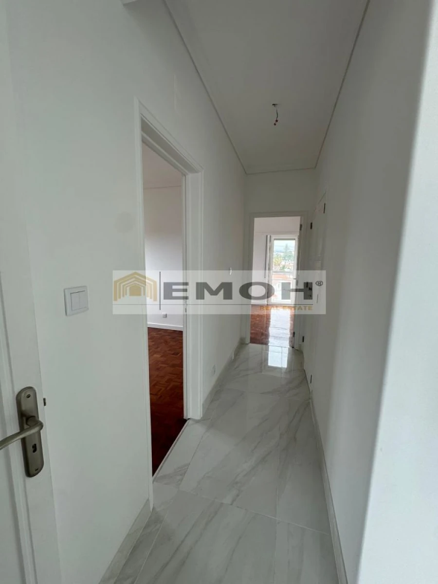 Apartamento T3 para Venda em Carcavelos e Parede Foto 20