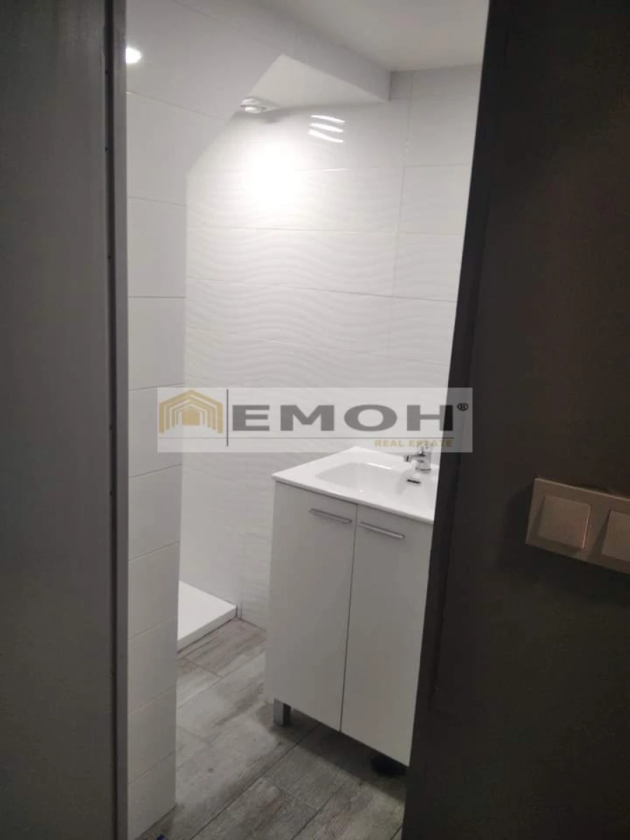 Moradia T5 para Venda em Encosta do Sol Foto 3