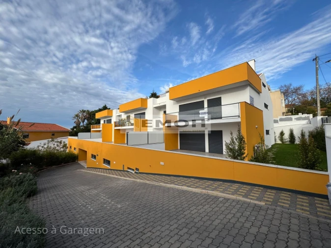 Apartamento T3 para Venda em Carcavelos e Parede