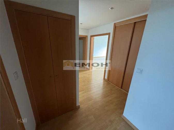 Apartamento T3 para Venda em Carcavelos e Parede Foto 13