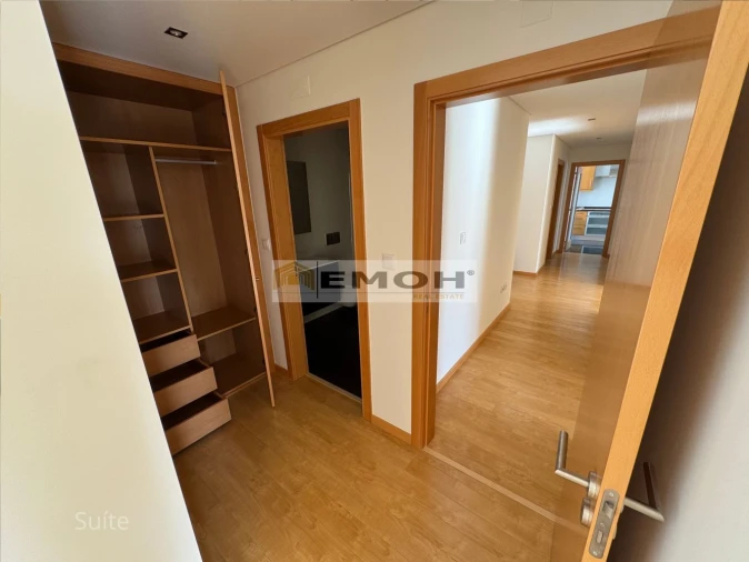 Apartamento T2 para Venda em Carcavelos e Parede Foto 10