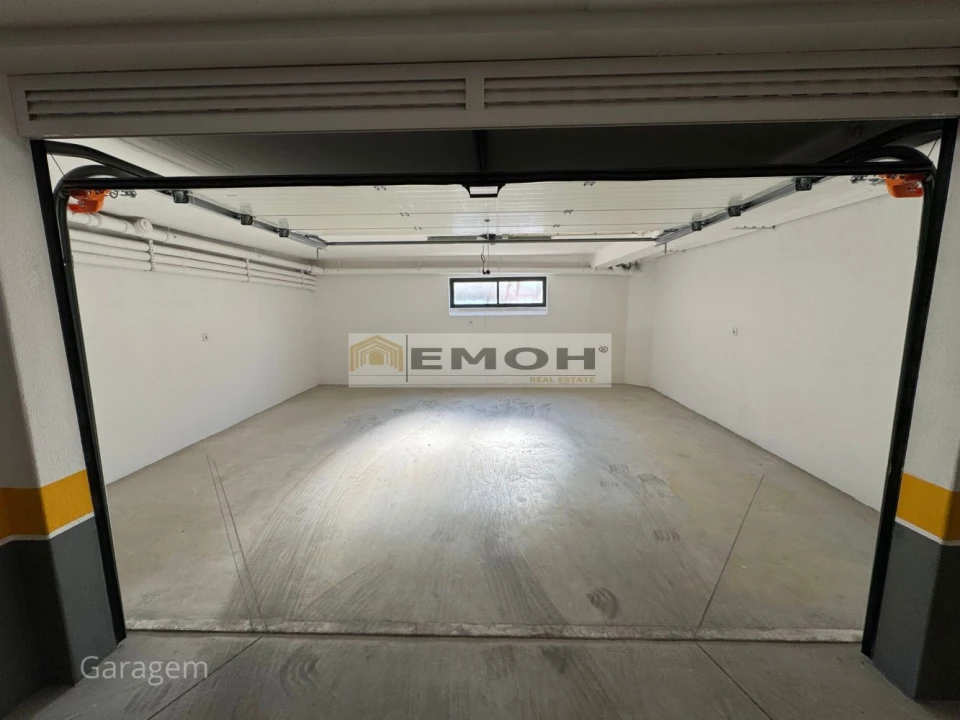 Apartamento T2 para Venda em Carcavelos e Parede Foto 18