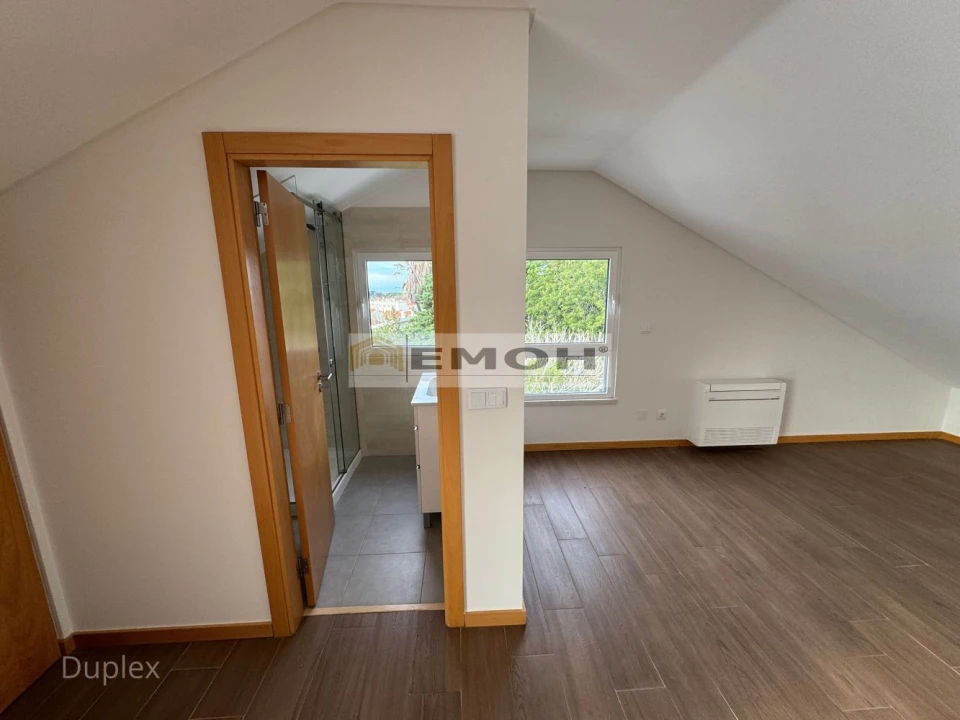 Apartamento T3 para Venda em Carcavelos e Parede Foto 14