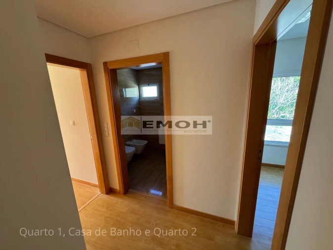 Apartamento T3 para Venda em Carcavelos e Parede Foto 25