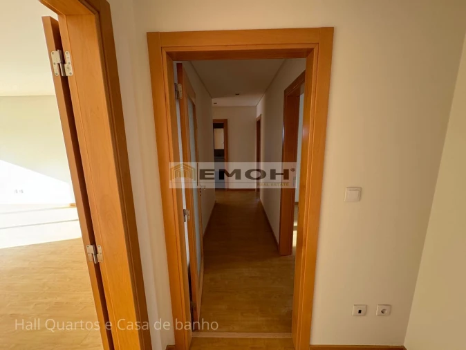 Apartamento T3 para Venda em Carcavelos e Parede Foto 20