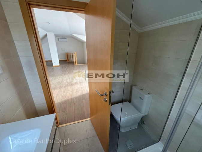 Apartamento T3 para Venda em Carcavelos e Parede Foto 7