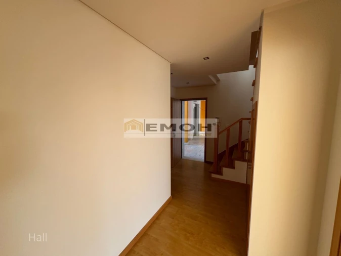 Apartamento T3 para Venda em Carcavelos e Parede Foto 21